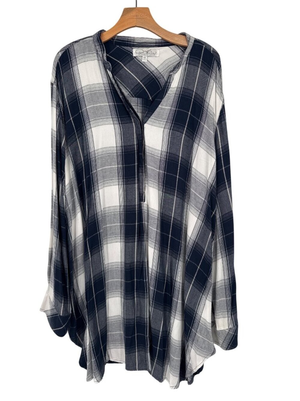 Diane Gilman Womens Plaid Tunic Top size 4X plus Blue roll tab Long Sleeve
